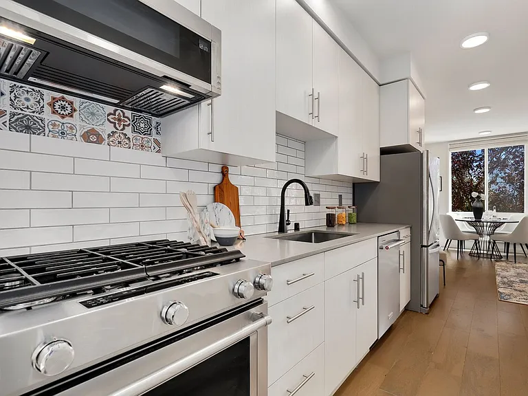 6729 Mary Ave NW — Photo 7