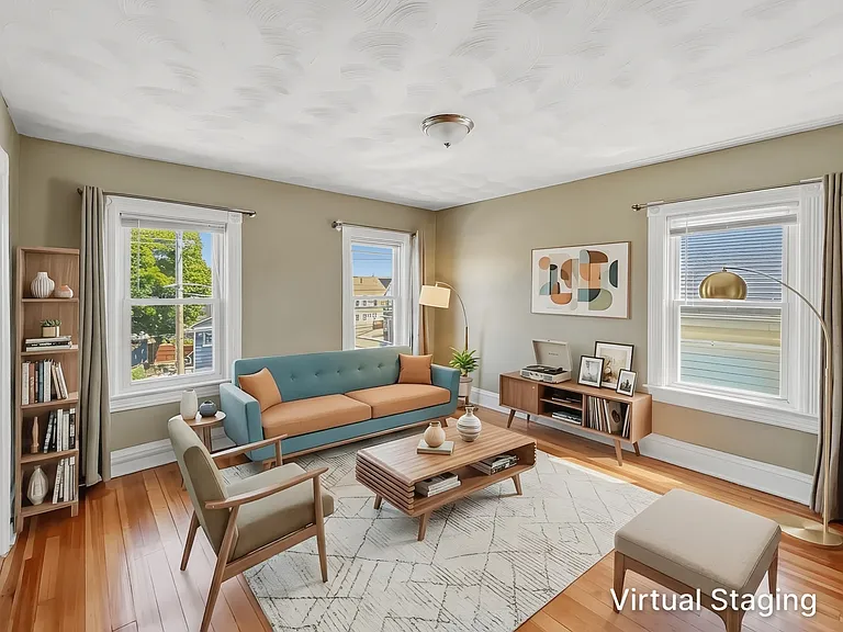 358-362 Weeden St #3 — Photo 15