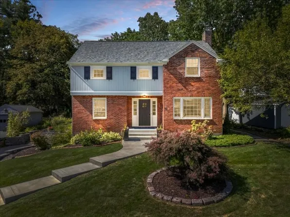 137 Elaine Dr, Binghamton, NY 13905