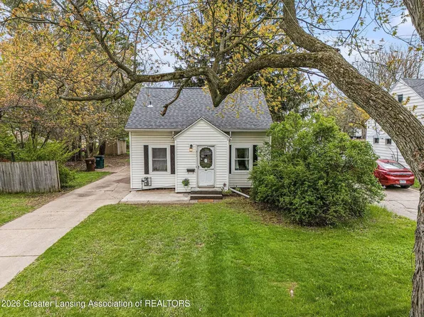 211 W Berry Ave, Lansing, MI 48910