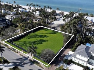 670 Gulf Shore Blvd S, Naples, FL 34102