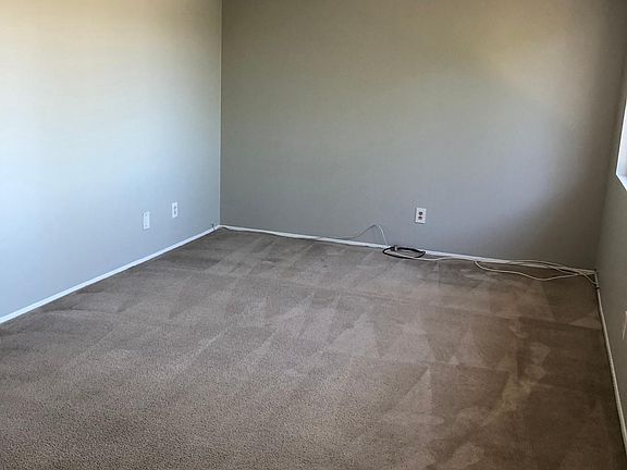2nd image of 4822 W 116th St APT D
