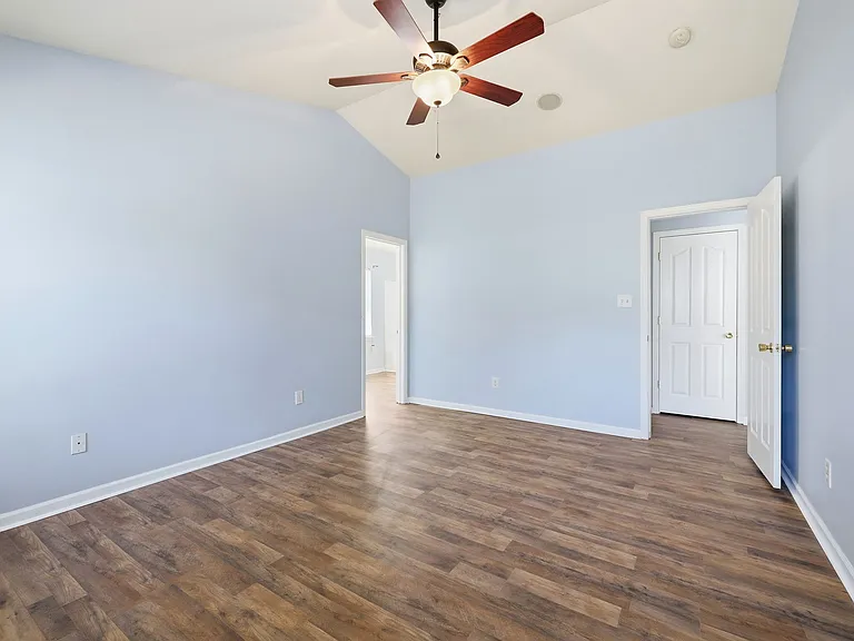3440 Royal Highland Dr — Photo 23