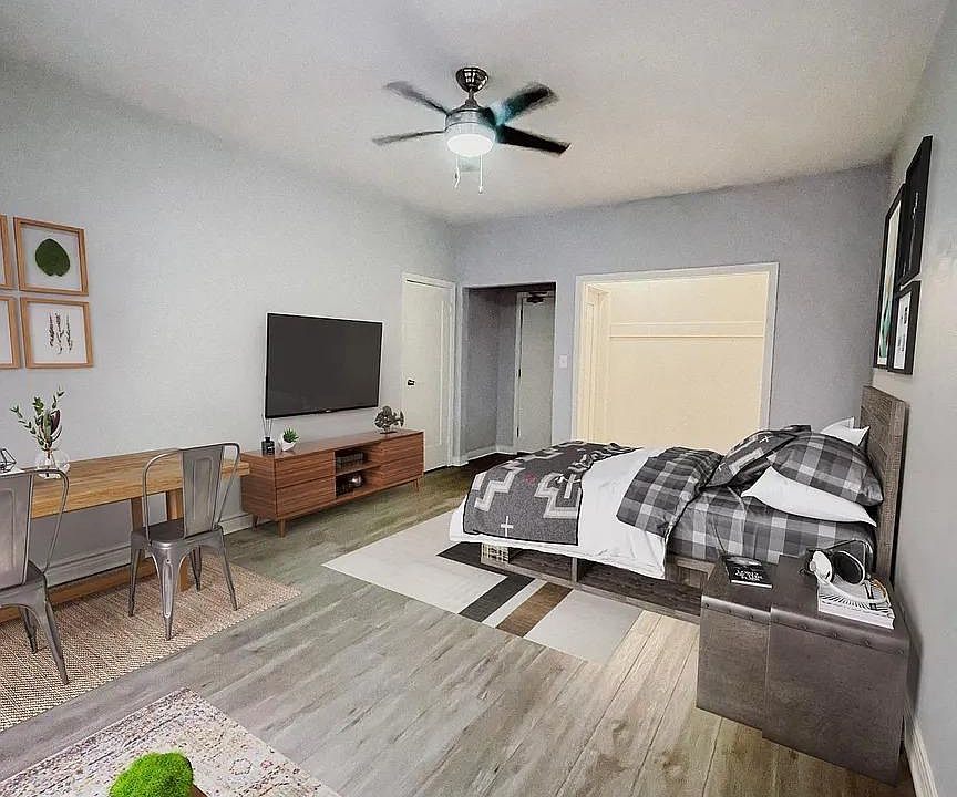 1st image of 130 N Westmoreland Ave #119