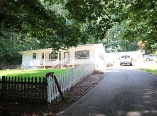 2466 Old Fork Rd, Gainesville, GA 30506