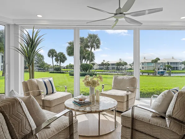 360 Spyglass Way, Jupiter, FL 33477