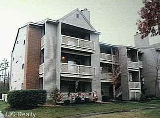 531 Pineland Cir APT 202, Newport News, VA 23608