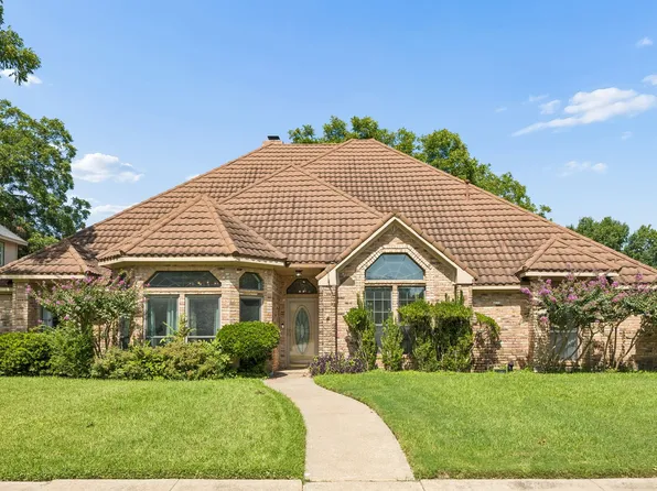 1913 Pecan Ridge Dr, Rowlett, TX 75088