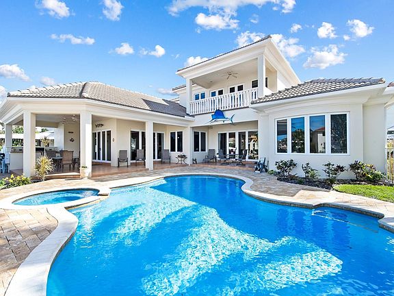 3rd image of 235 Codrington Drive