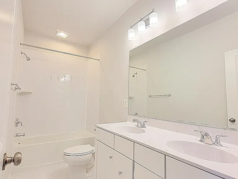 9233 Magellan Pkwy #B — Photo 18