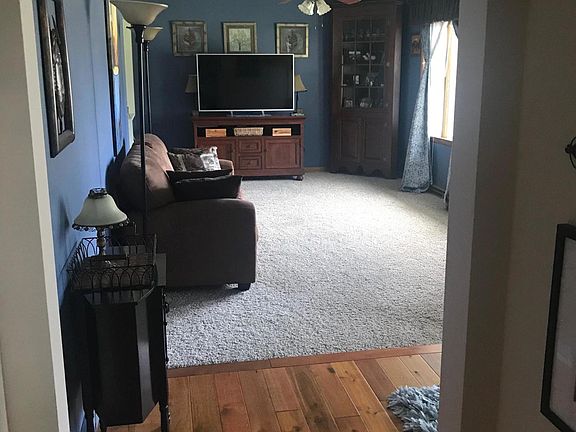3rd image of 145 Swainford Dr