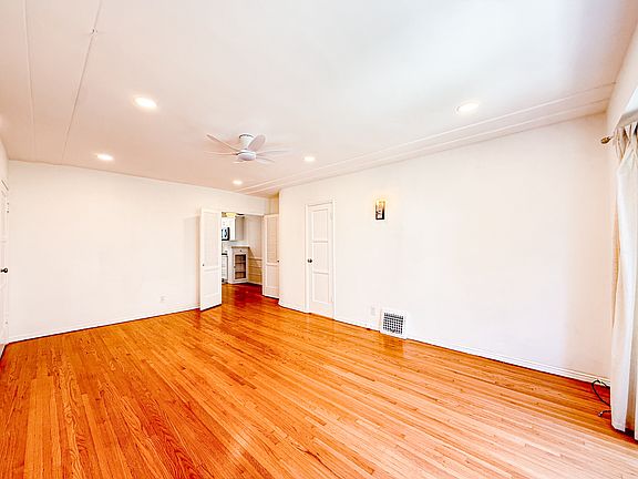 2nd image of 633 S Ridgeley Dr #1