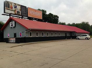 4617 J St SW, Cedar Rapids, IA 52404