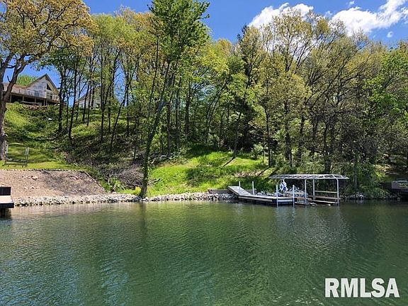 2nd image of 8061 Oak Run Dr