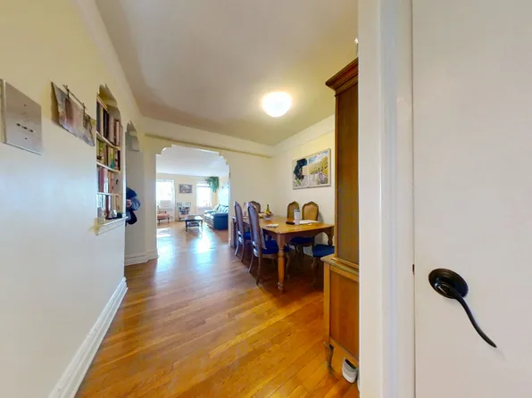 1717 Avenue N image 4 of 25