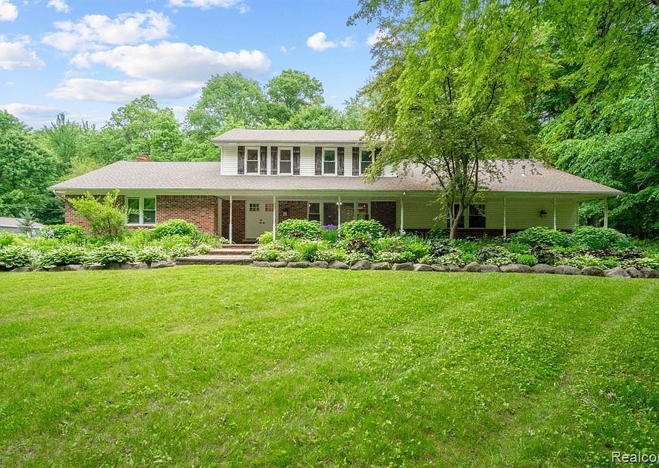 226 N Truhn Rd, Fowlerville, MI 48836 Zillow