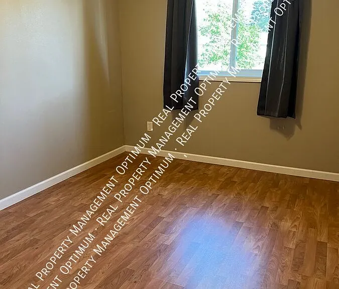 4709 Short St NE — Photo 12