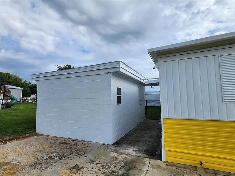 17653 Broad St — Photo 22