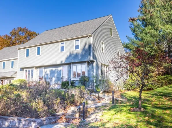 14 Deer Path APT 6, Maynard, MA 01754