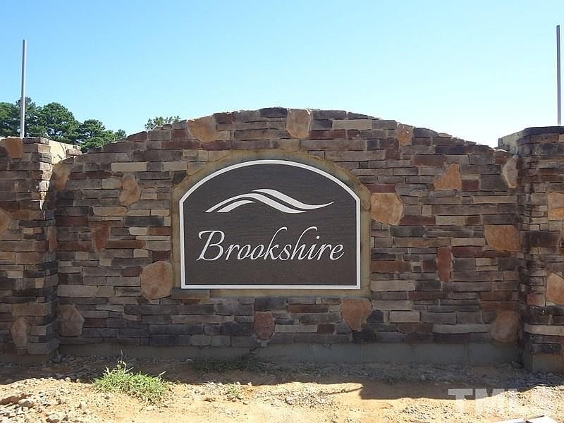 2nd image of 30 Brookshire Dr