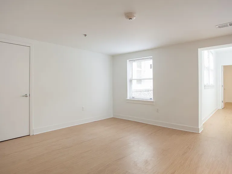 Dining/Living room