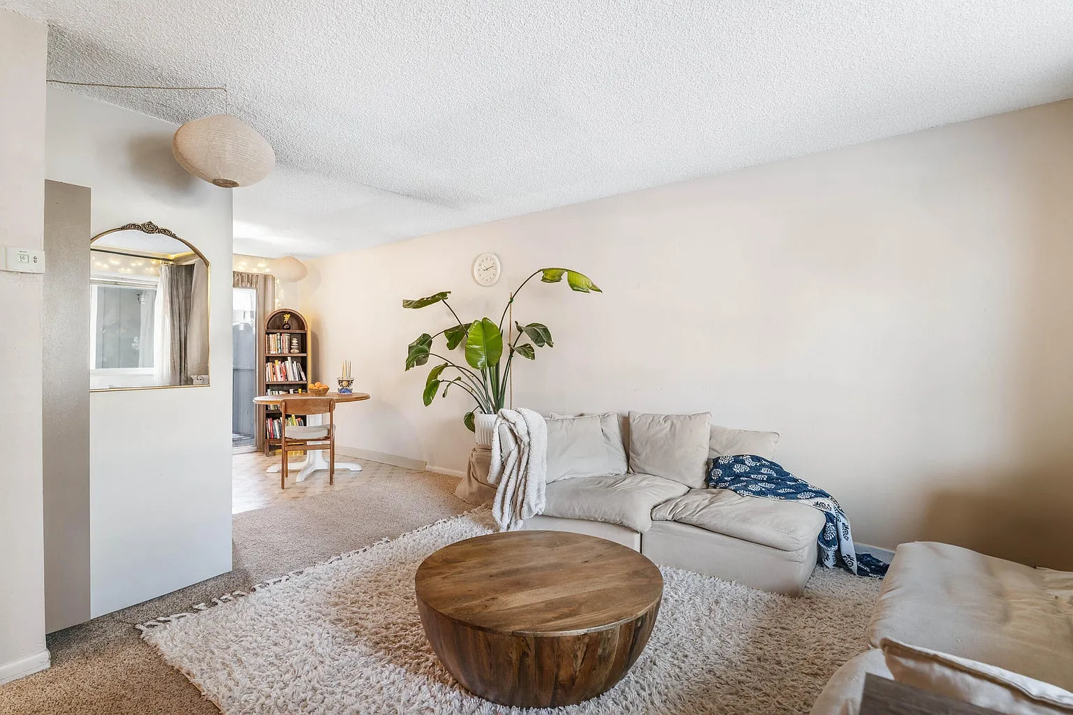 2 bed, 750 sqft, $1,750 — Photo 4