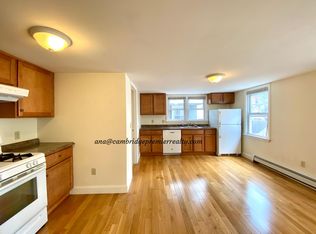 124 Pine St #II, Cambridge, MA 02139