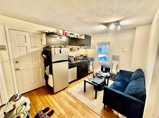 20 Bartlett Pl APT 3, Boston, MA 02113