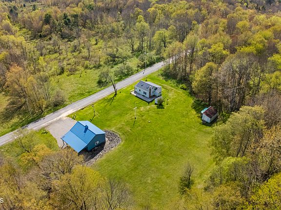 3rd image of 725 Arabia Road