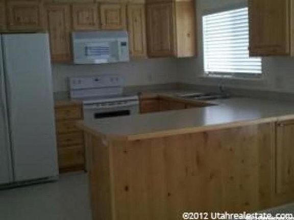 3rd image of 414 N 1322nd St E #42