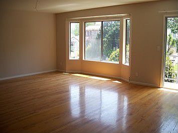 4th image of 607 N Orange Dr