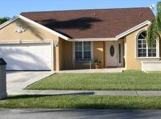 1802 Edgewater Dr, Boynton Beach, FL 33436