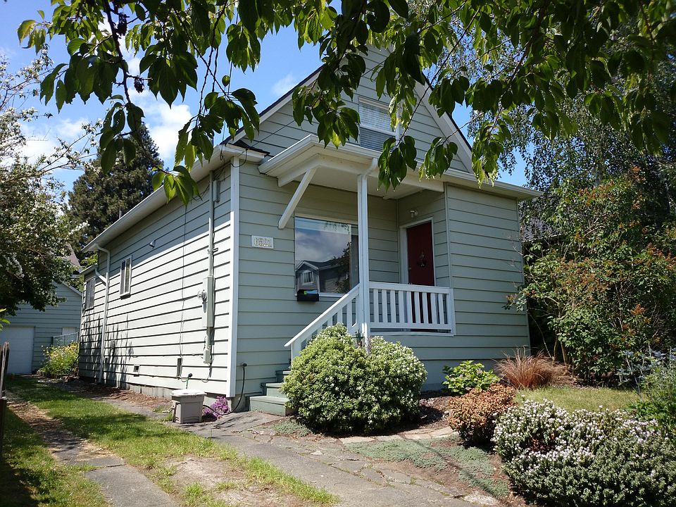 2nd image of 6521 27th Ave NW