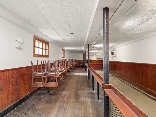 351 East 62nd Street image 3 of 15