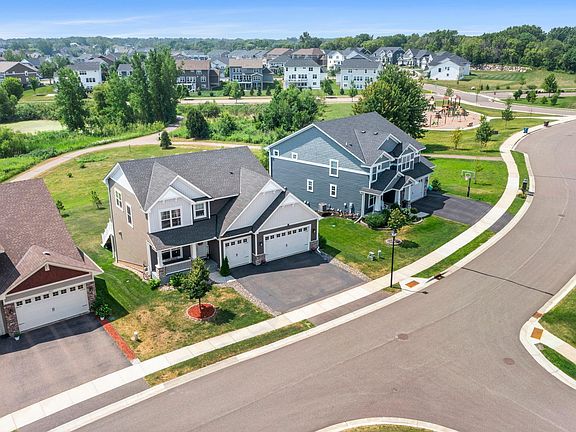 5th image of 19387 Primrose Ln N