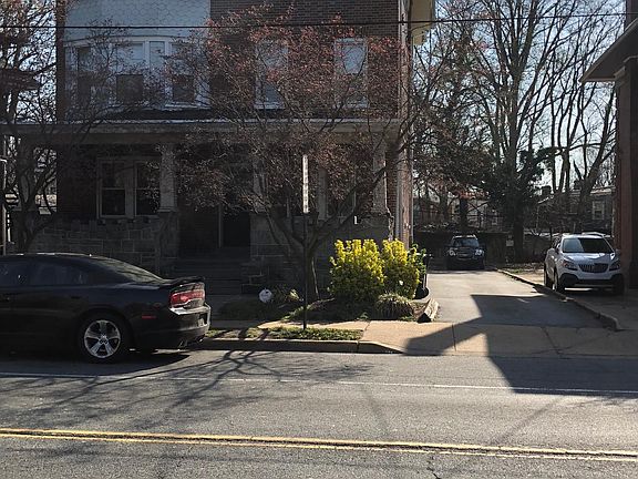 3rd image of 711 Concord Ave #1