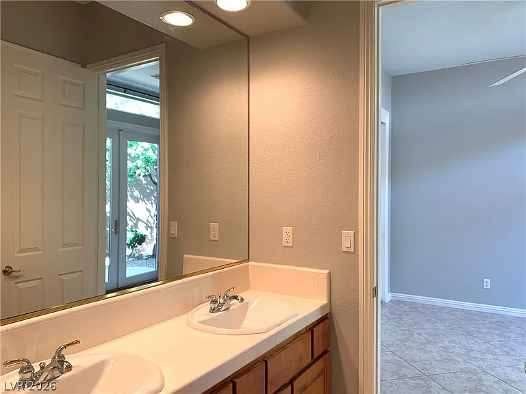 27 Plum Hollow Dr — Photo 26