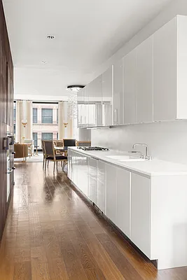 Sold by Corcoran | media 24