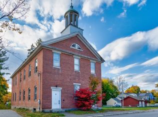 10 School St, Northborough, MA 01532