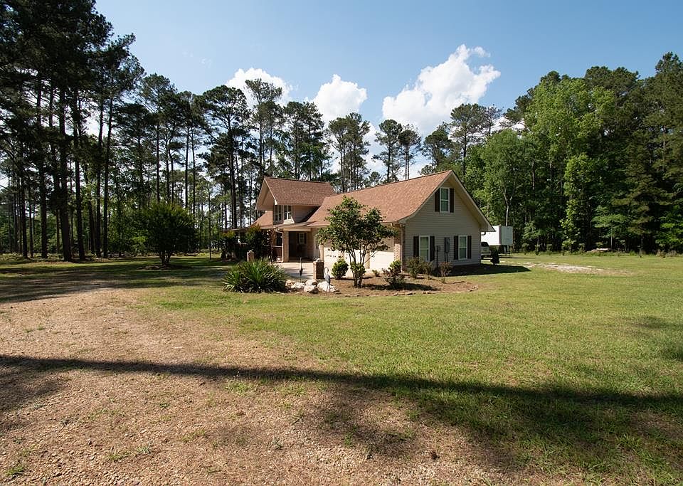 1st image of 126 Dogwood Ln