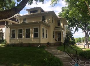 1105 S Dakota Ave, Sioux Falls, SD 57105