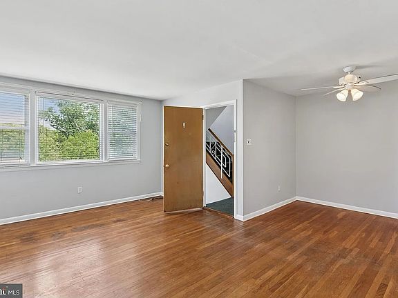 2nd image of 6920 Lawnton St Floor 1