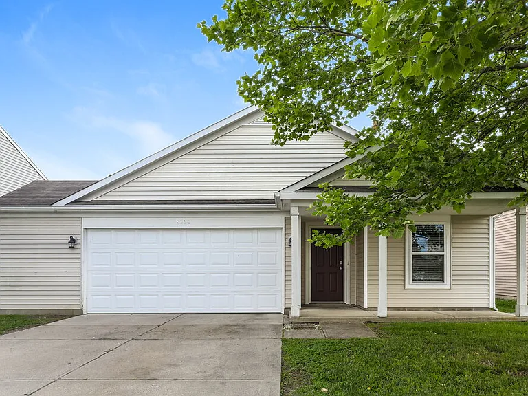8039 Bach Dr — Photo 1