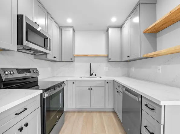 400 W Pedregosa St APT B, Santa Barbara, CA 93101