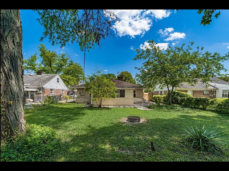 59 N Ashburton Rd — Photo 30