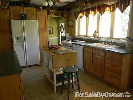 5th image of 10007 Bentford Dr