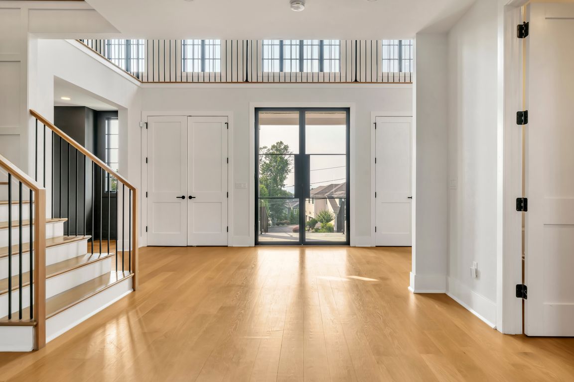 next background image