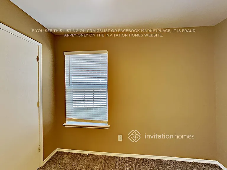 7419 Lake Front Trl — Photo 10