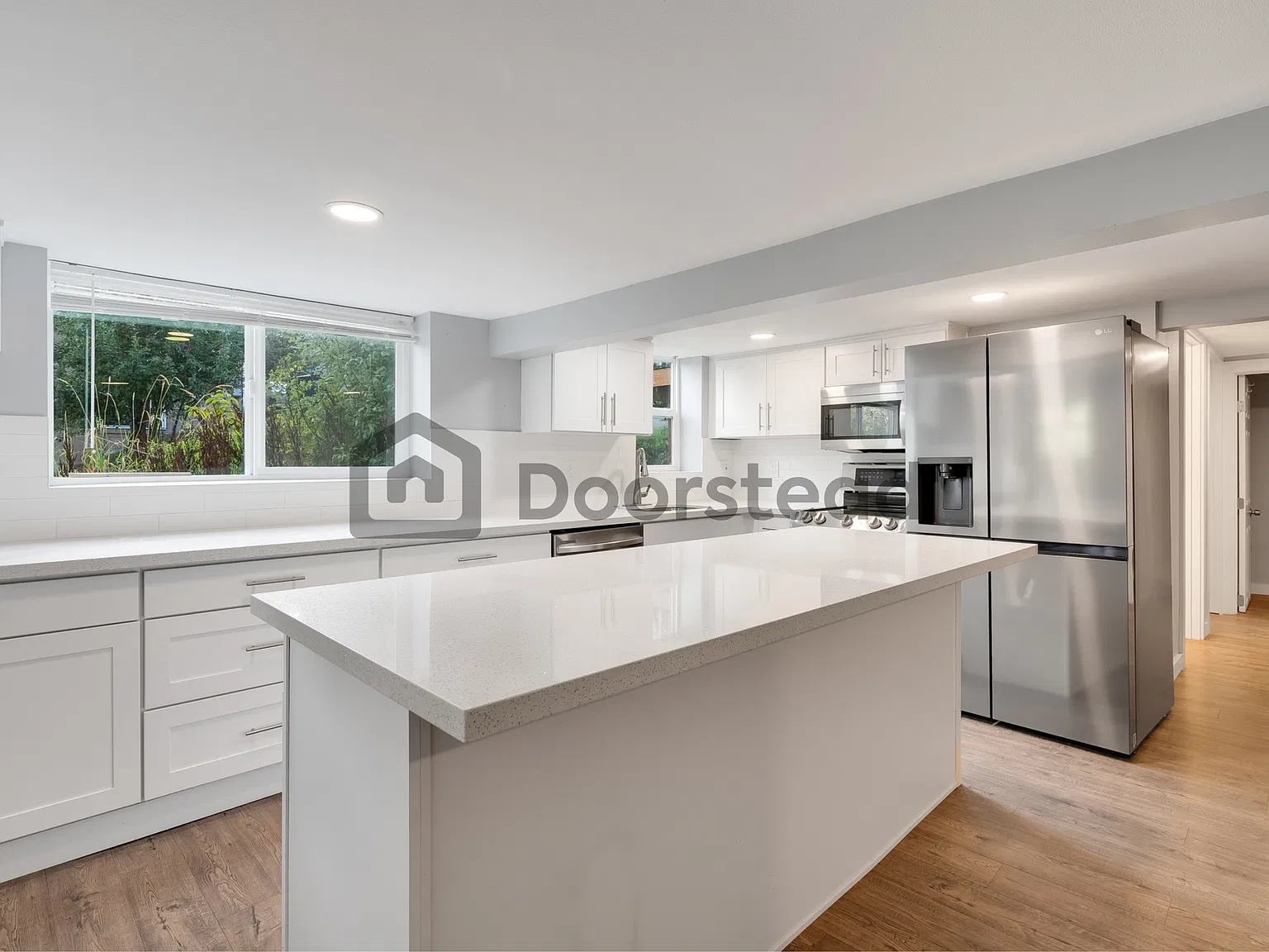 2 bed, 1.0 bath, 825 sqft, $1,750 — Photo 1