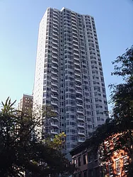 Rented by R New York